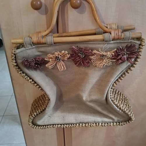 Bartuggi handbag like new, beige