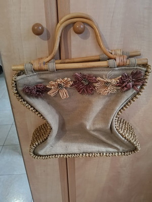 Bartuggi handbag like new, beige