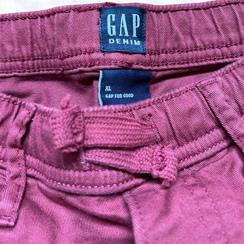 GAP Denim boys' jean bermuda shorts size XL in burgundy, like new