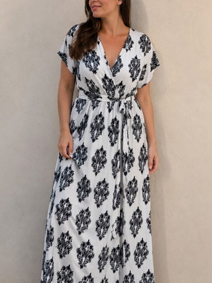 Dress one size black and white like new