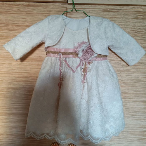 Baptism set for girls like new with dress, bolero, headband and size 21 shoes