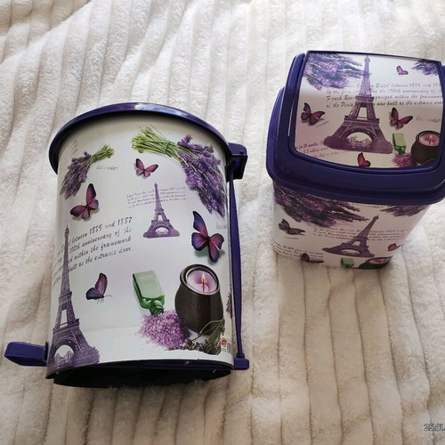 Souvenir de Paris trash bins like new, set of 2 pieces