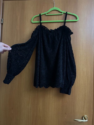 Velvet blouse with sleeves and buttons, new, black, size M