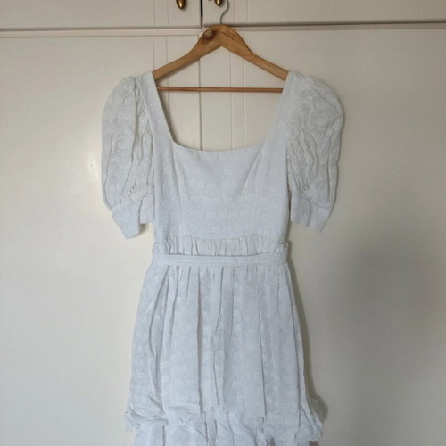 Wedding dress white handmade, like new, size S