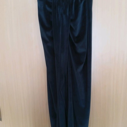 Celestino midi velvet skirt like new, one size black