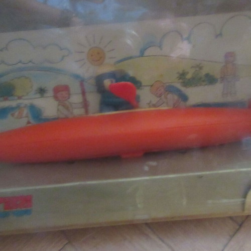 Kibi Play Boys Battery-Powered Kayaker New 80s with Original Box