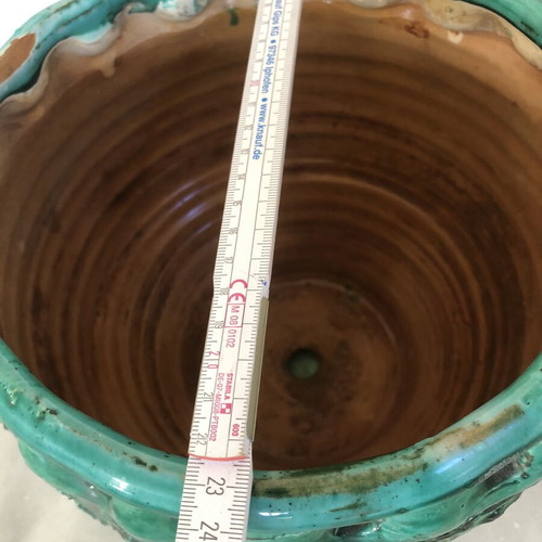 Green ceramic flowerpot Attica like new, glazed with embossed texture Ø23