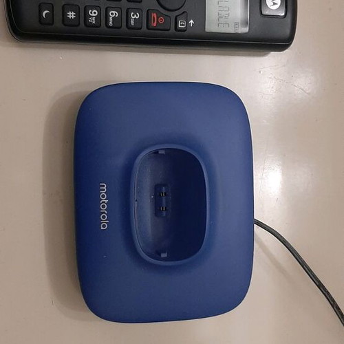 Motorola wireless phone blue like new