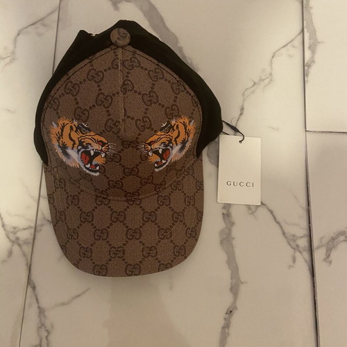 Gucci cap new condition