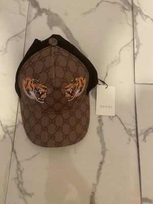 Gucci cap new condition