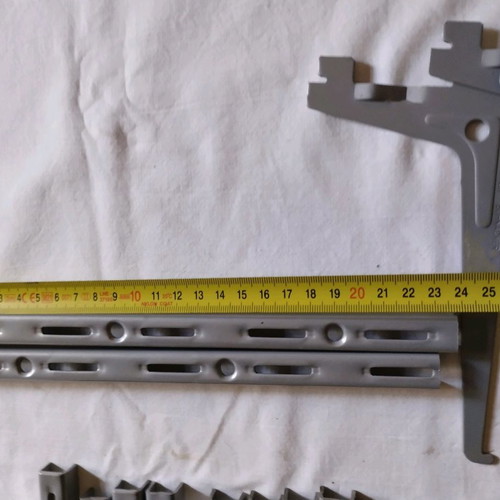 Shelf support brackets and supports new, set of 28 pieces