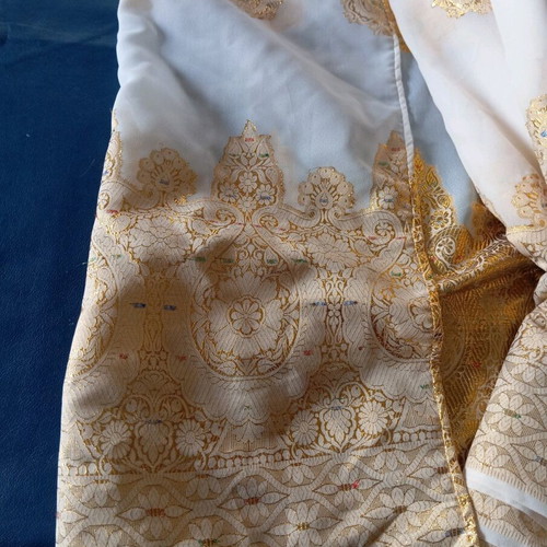 Silk fabric like new 5.5 meters length x 1 meter width