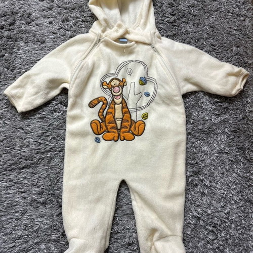 Baby romper like new for 12 months