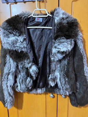 Fur like new, brown multicolor, size S