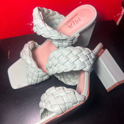 Pistachio mules size 39, 10cm heel, like new, turquoise