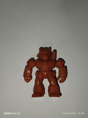 Teratomachos figure used, brown