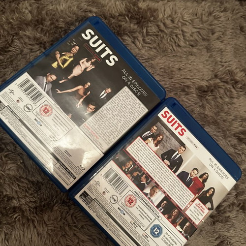 Suits Seasons 4 and 5 Blu-Ray used with English subtitles