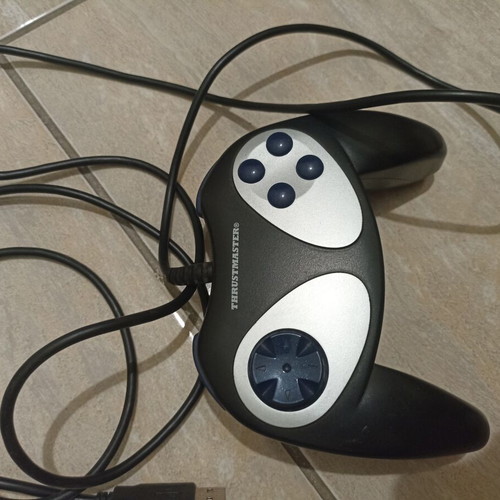 Thrustmaster joystick for PC like new with USB