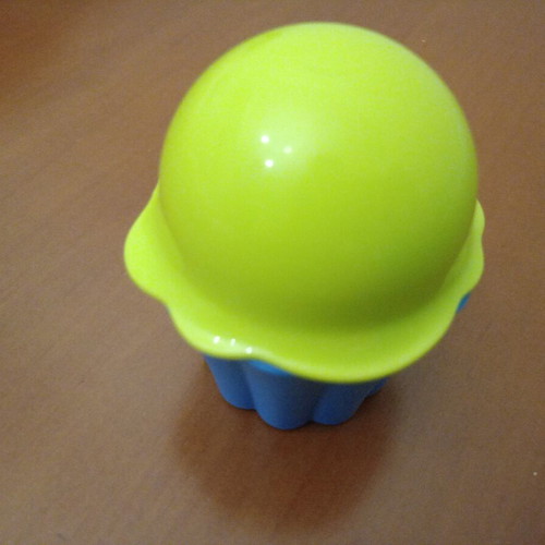 Kids' Sand Playset "Pastry Shop / Ice Cream & Cupcakes" like new, 7 pieces