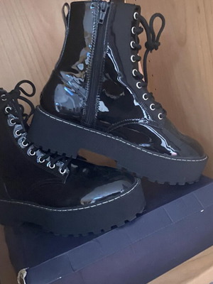 H&M black combat boots like new, size 41
