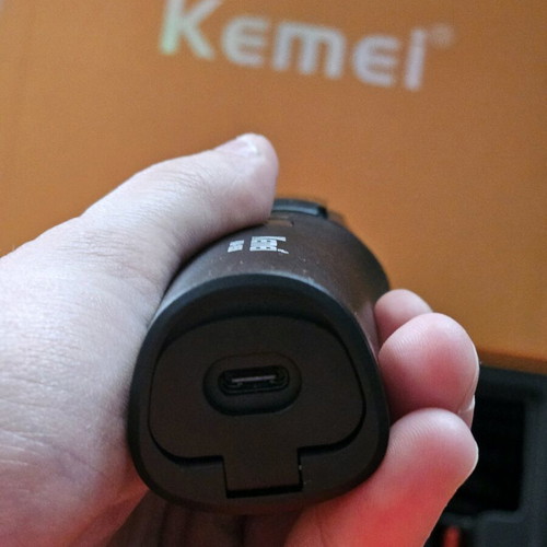 Kemei km-1858 hair clipper like new