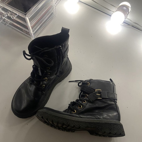 Boots like new, size 29, black