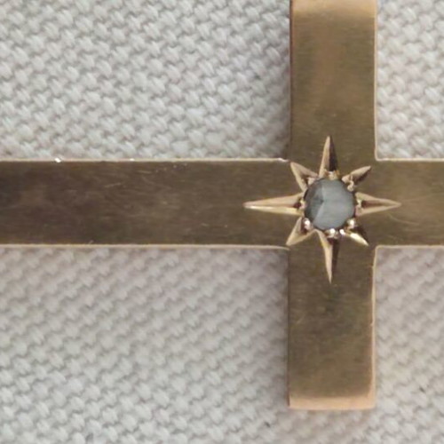 Gold cross 18k like new