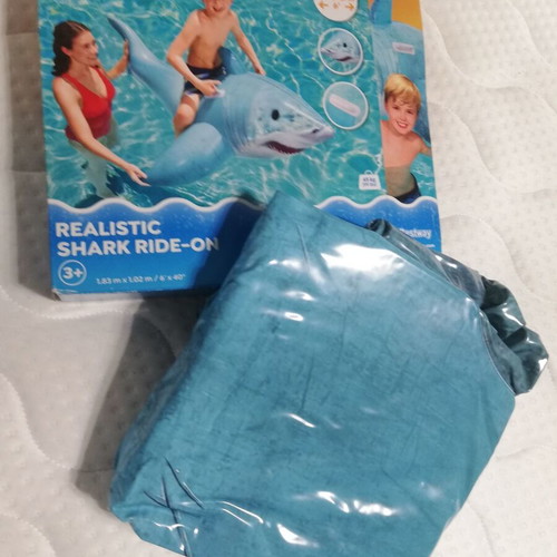 Bestway inflatable shark new 1.83×1.02 meters