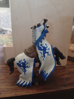 Blue Dragon King's Horse papo figure