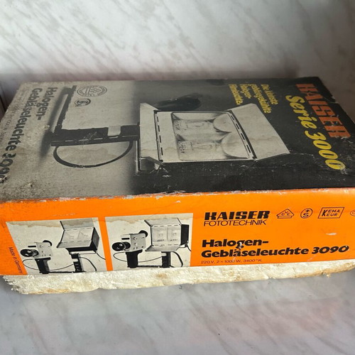 Kaiser 3000 series Model 3090 photographic spotlight like new, 2000w
