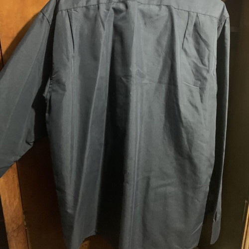 Black shirt Large like new