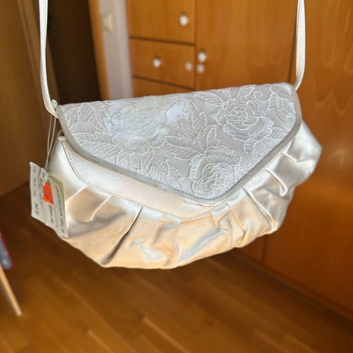 Vintage Stuart Weitzman satin shoulder bag new, white