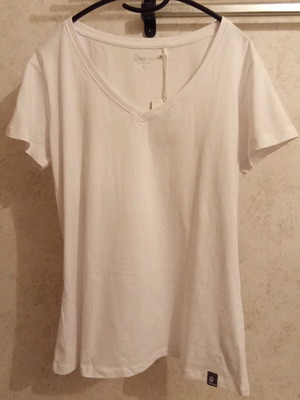 Admiral White Women's T-Shirt V-Neck Size L New 100% Cotton