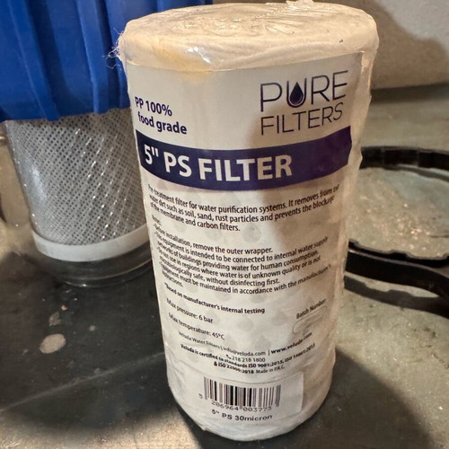 Water filter set with 2 replacements new