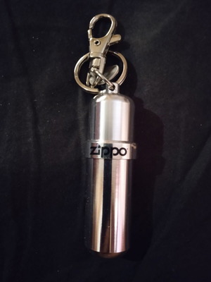 Άθικτο Zippo Canister χωρίς συσκευασία