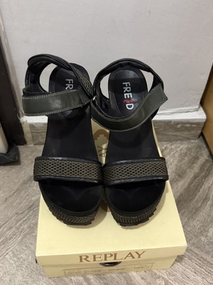 Fred platform sandals used, black leather sole, green mesh straps, size 38