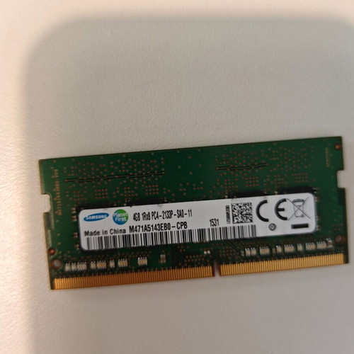 Samsung 4GB DDR4 2133MHz RAM laptop memory like new