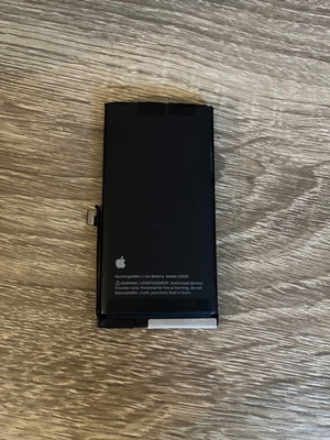 Μπαταρία iPhone 13 αυθεντική μεταχειρισμένη με υγεία 69%