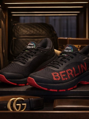 Asics Gel-Kayano 25 Berlin unisex 38.5 καινούργια limited edition