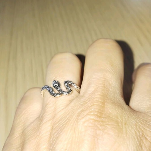 Zinc Alloy Ring new, adjustable to all fingers