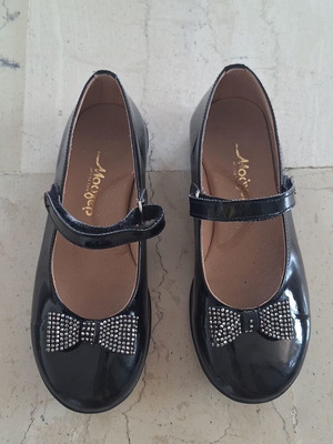 Mouyer children's patent leather ballerinas size 30 like new, black