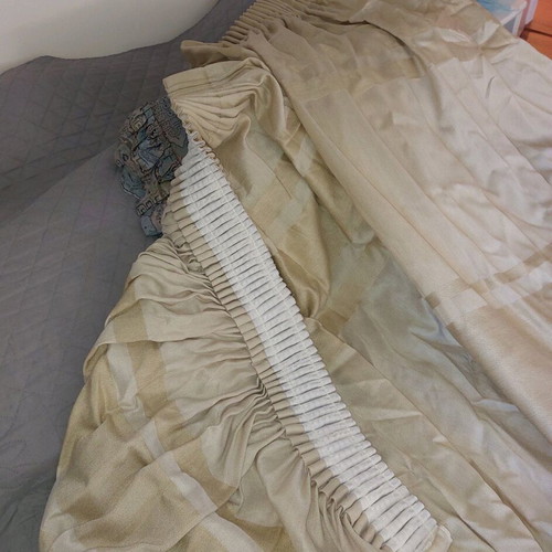 Beige solid color curtains 2.40m