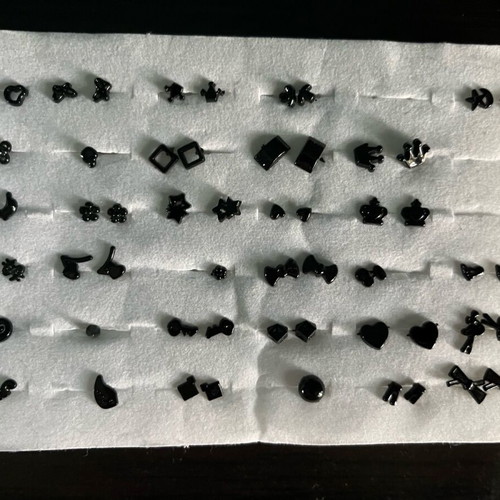 Black earrings new, set with missing pieces