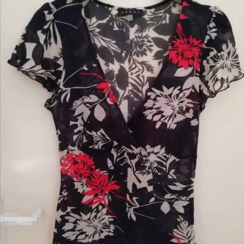 Coast floral blouse like new, size L, black and red