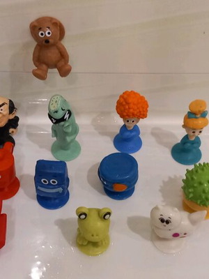 Lidl Stikeez suction miniatures like new, 14 pieces