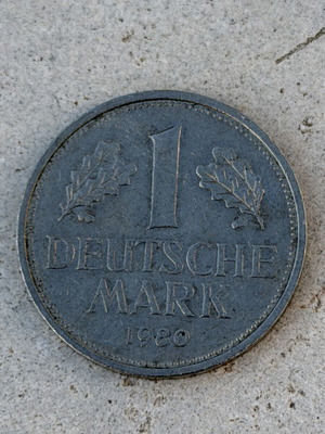 1 Deutsche Mark coin 1980 West Germany