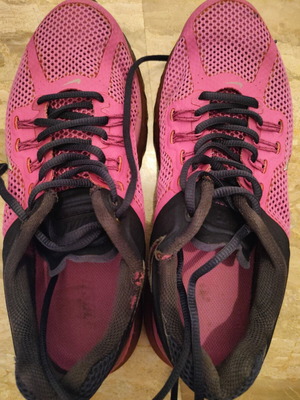 Nike Air women's athletic shoes used, pink, size 40