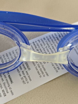 Swimming goggles new, adjustable size