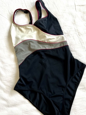 Calzedonia γυναικείο ολόσωμο μαγιό M, ασύμμετρο λευκό και γκρι