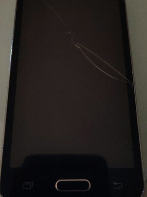 Samsung κινητό μεταχειρισμένο για ανταλλακτικά, δε λειτουργεί